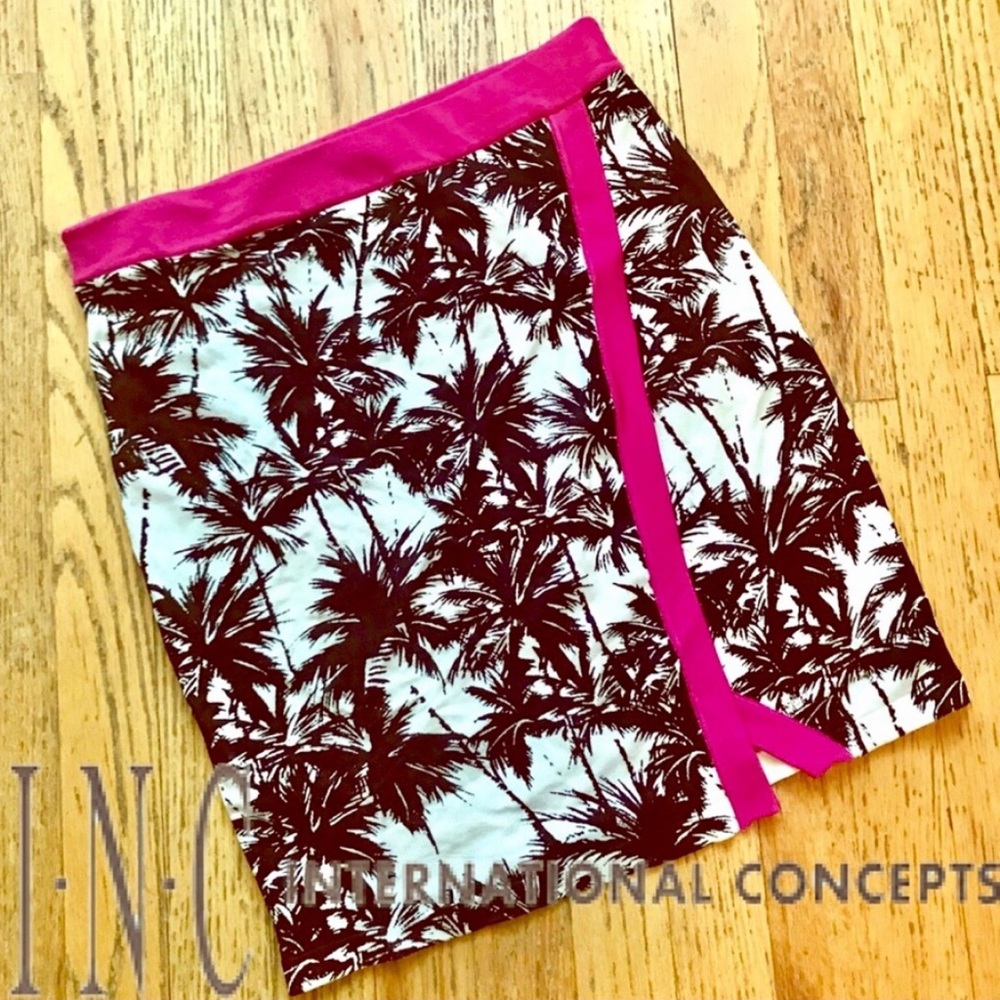 NWOT | INC | Black & White Pencil Skirt w Pink